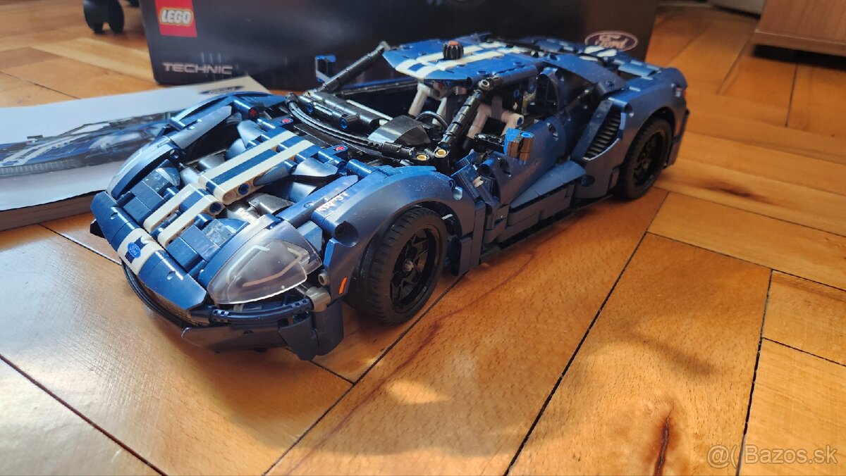 LEGO® Technic 42154 2022 Ford GT - 8