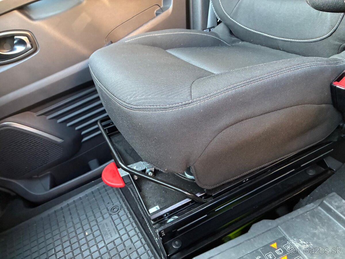 RENAULT TRAFIC SPACECLASS Blue dCi 150 AT 8 miest - 8