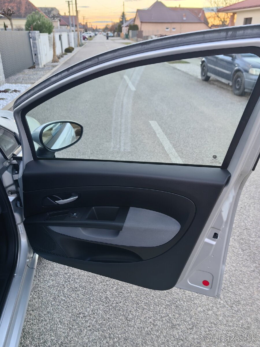 Fiat Linea 1.4 Benzín 148 000 km - 8