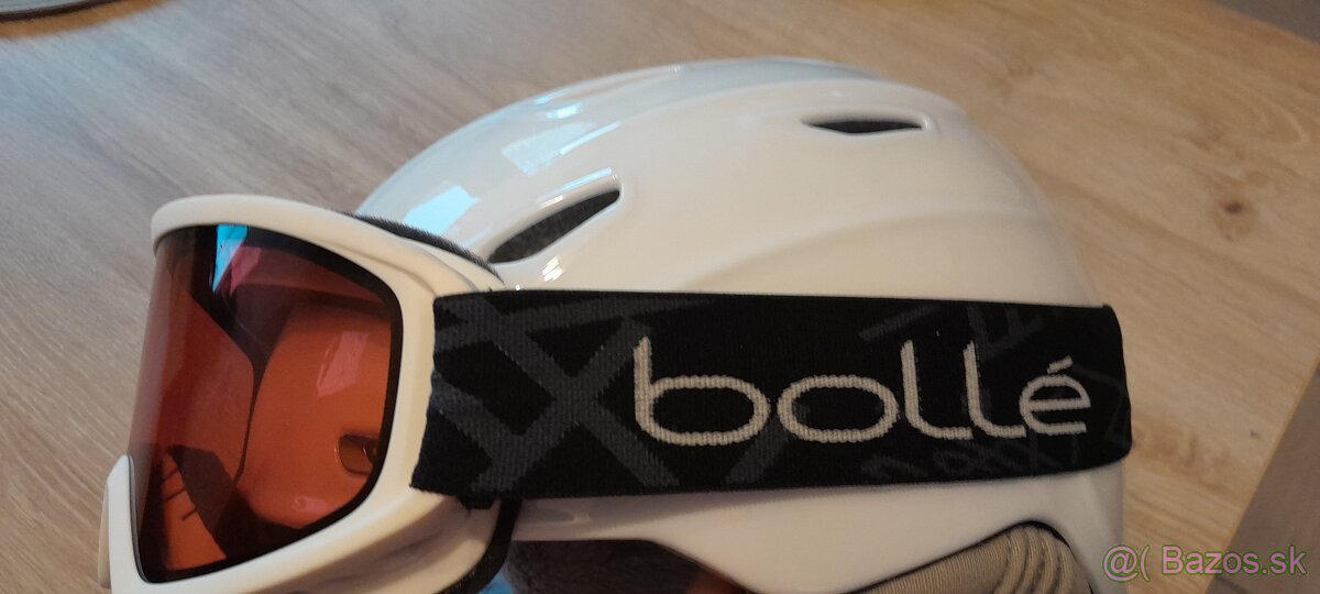 Lyžiarska prilba - 8