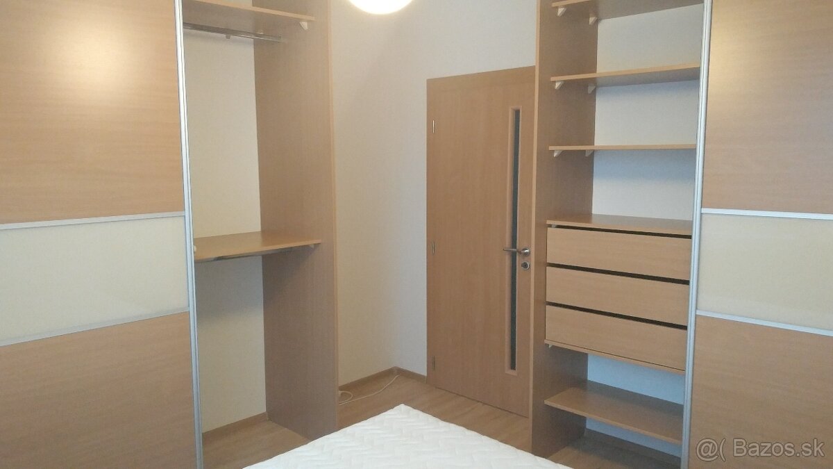 3-izbovy byt Terasa - 8