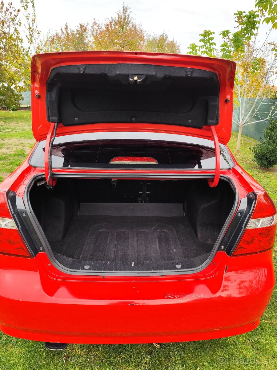 Chevrolet Aveo - 8