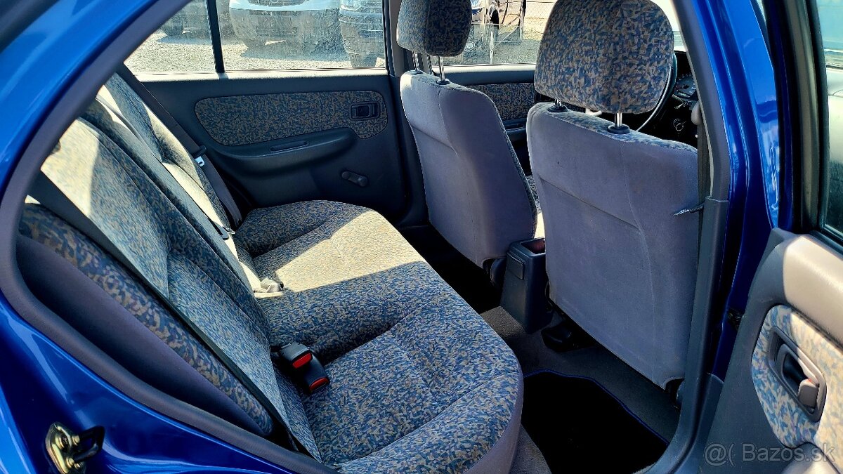 Nissan Almera 1.4 GX 65 kw benzín - 8