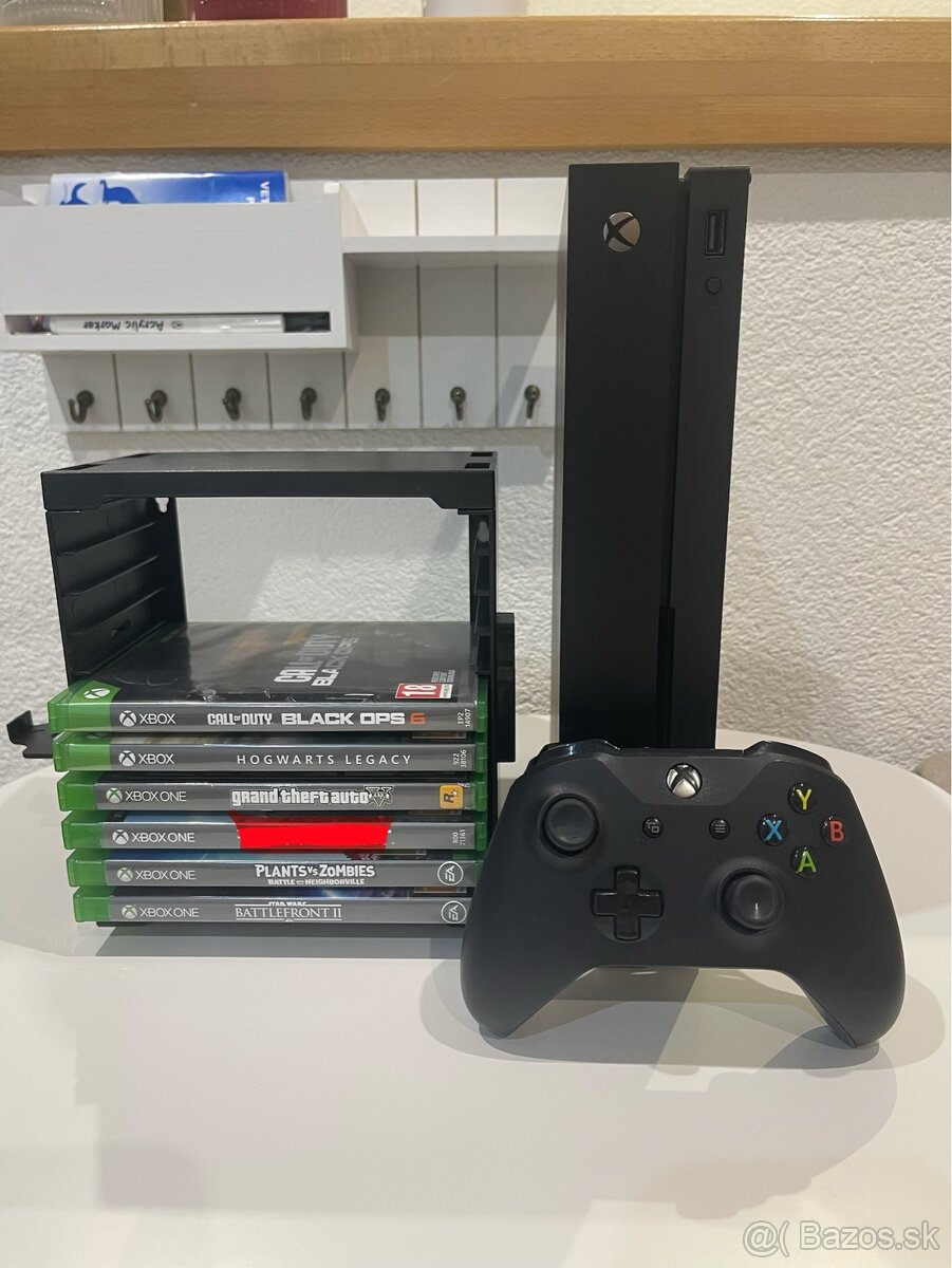 Xbox one x - 8