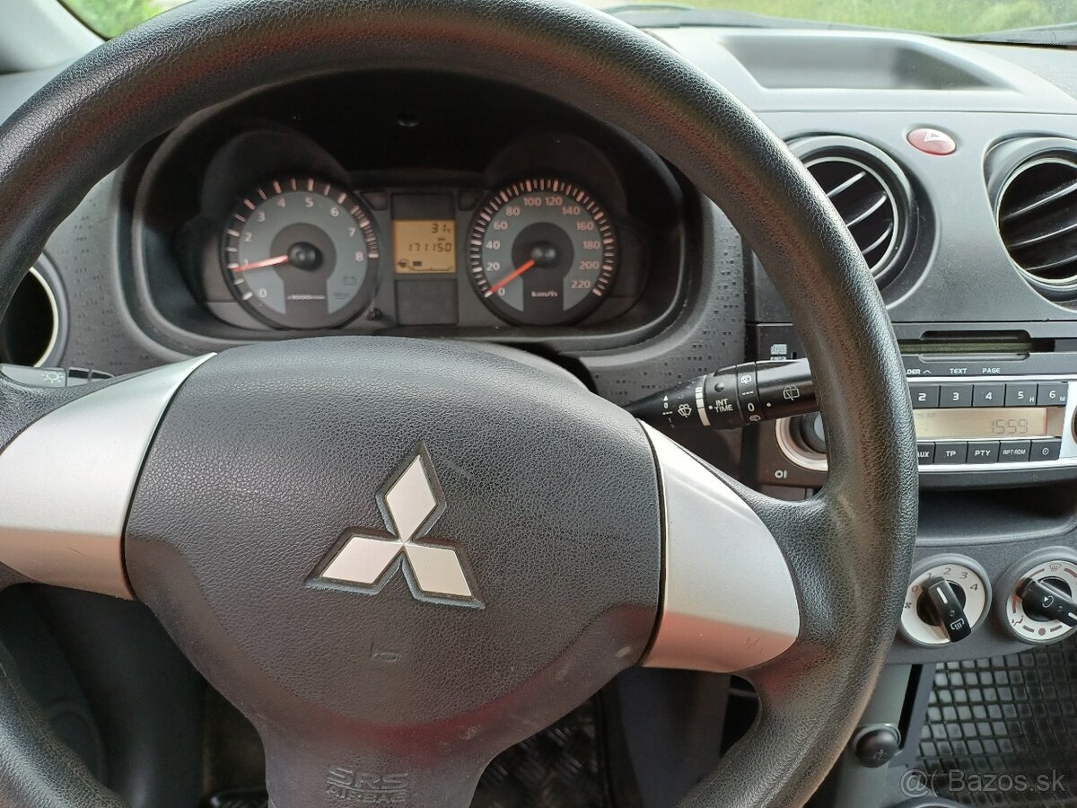 Mitsubishi Colt 1,1i - rok výroby 2009 - 8