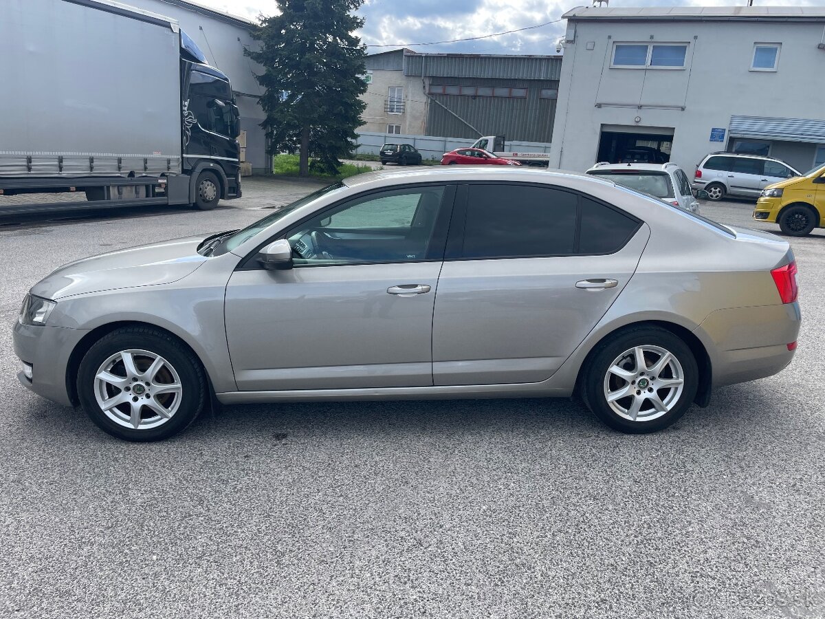 Škoda Octavia 1.6 tdi DSG AUTOMAT - 8