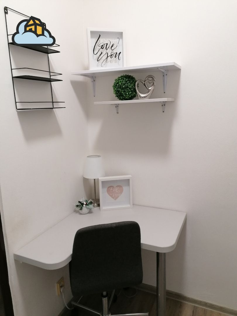 JEDINE U NÁS Prenájom 1izbového bytu s loggiou v BB - 8