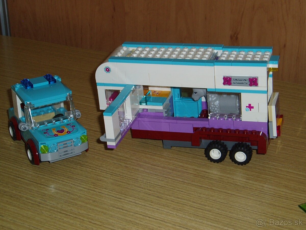 41125 Veterinársky príves s koňom - 8