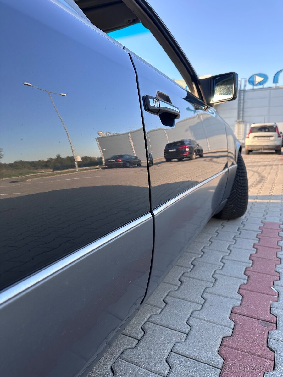 Mercedes W124 300CE-24 - 8