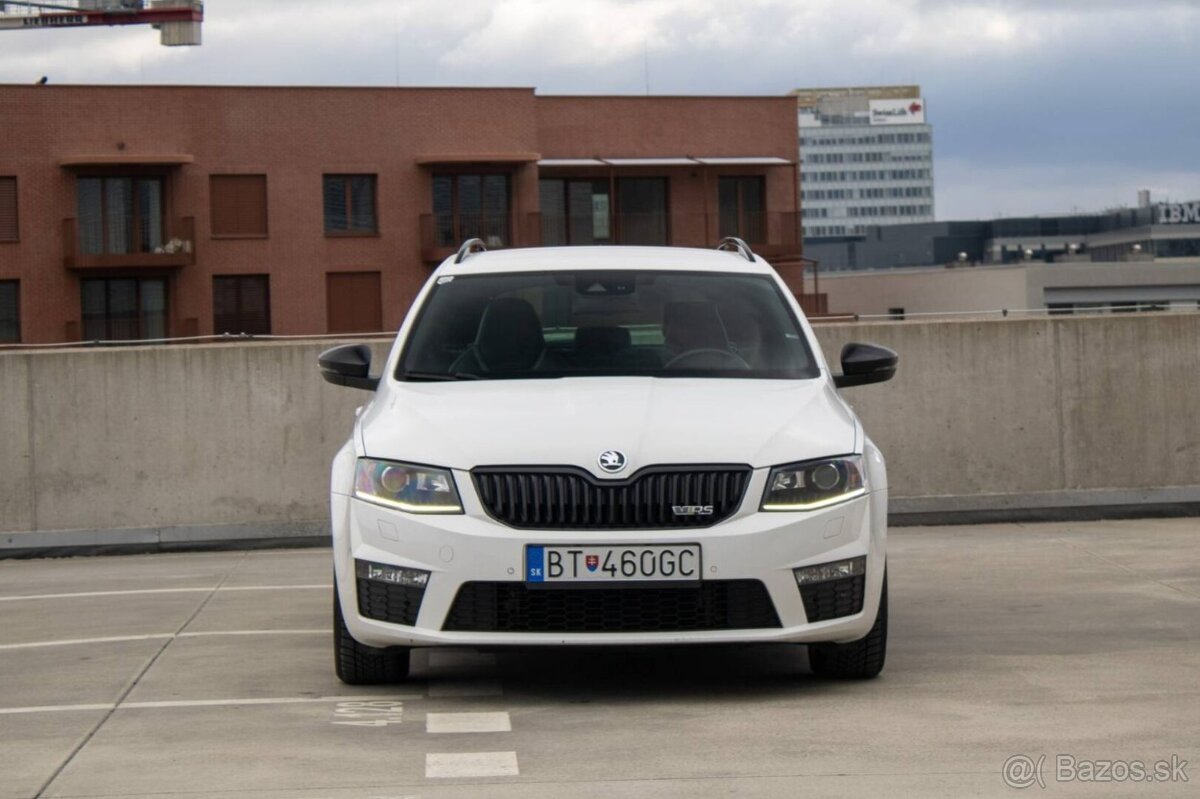 Škoda Octavia Combi 2.0 TDI DPF RS DSG - 8