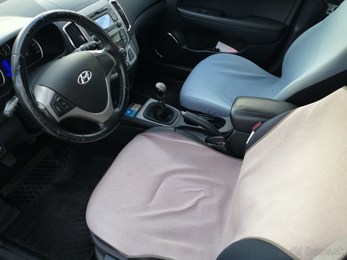 Hyundai i30 1,4 Benzín - plyn - 8