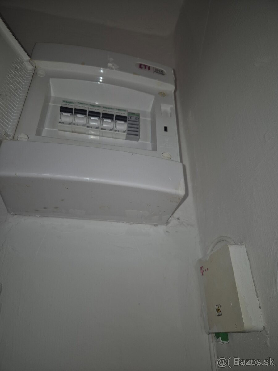 Na predaj alebo prenájom, garzónka v KN, VII sídl. - 8