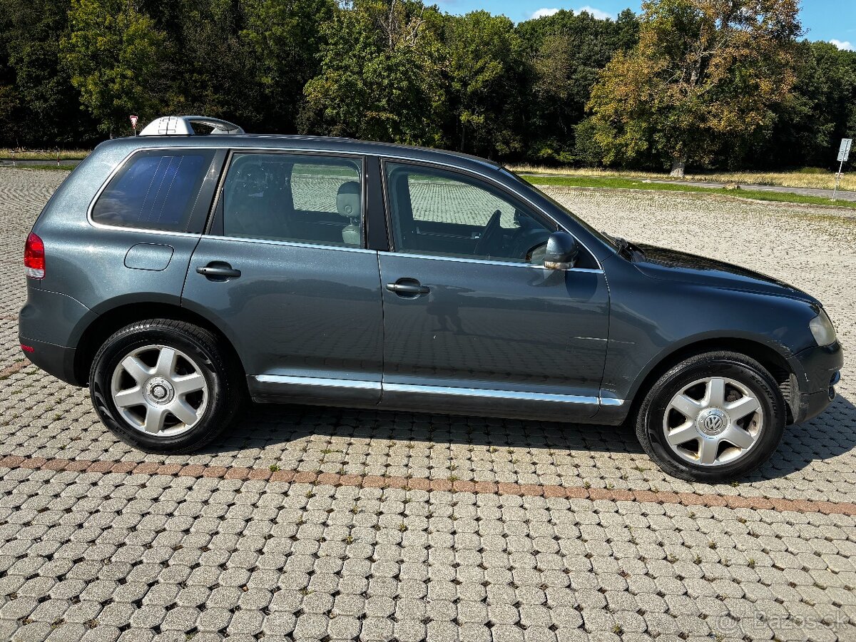 Volkswagen Touareg V10 2003 - 8