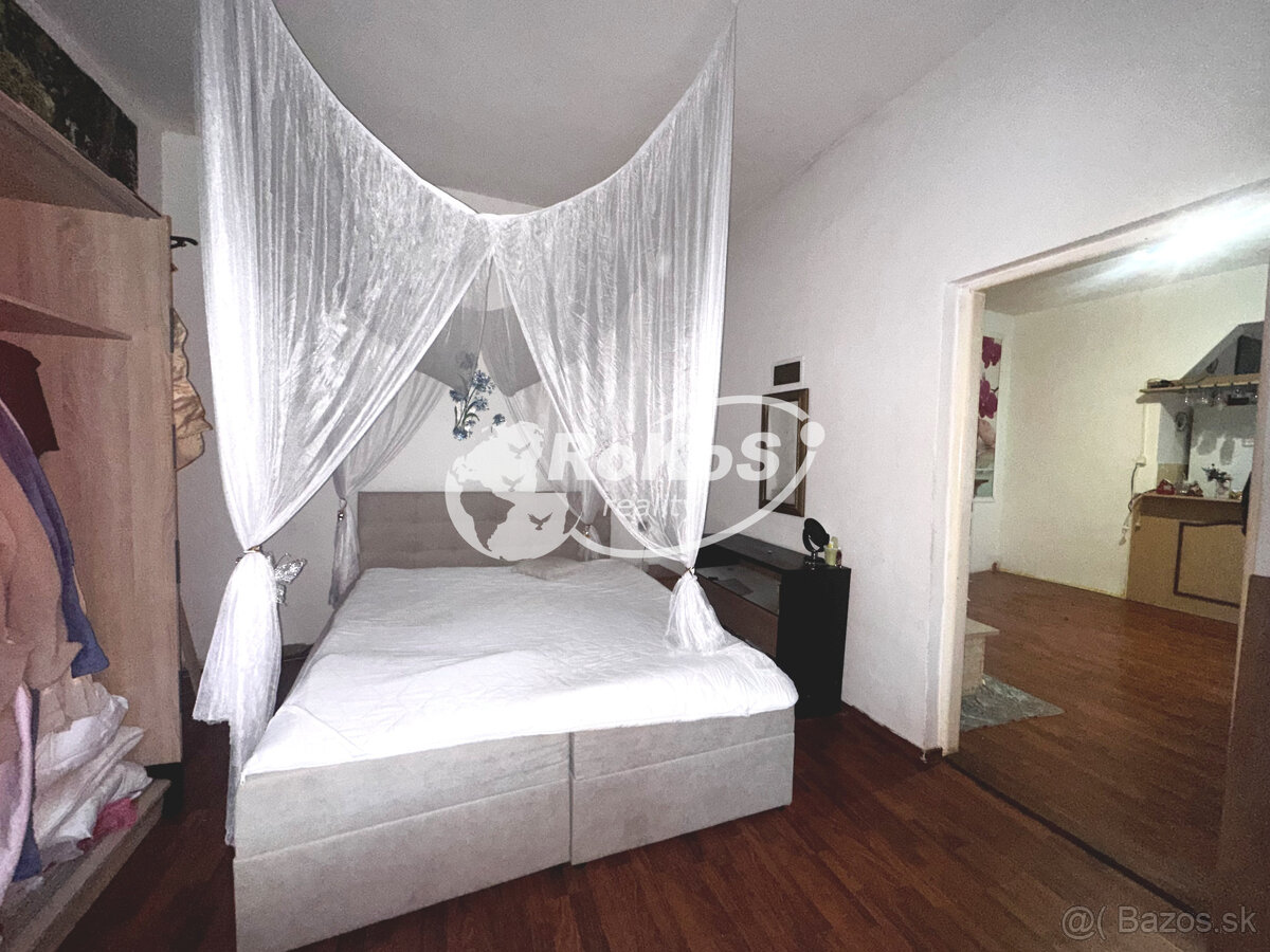 PREDAJ - Priestranný rodinný dom, Dobšiná - 8