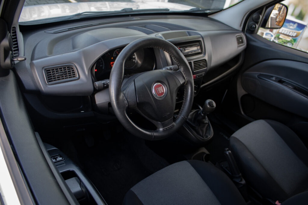 Fiat Doblo 1.4i - 8