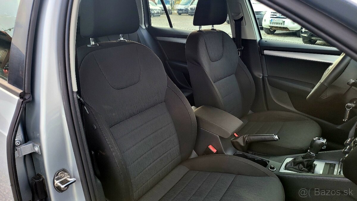 Škoda Octavia Combi 2.0 TDI Ambition DSG - 8