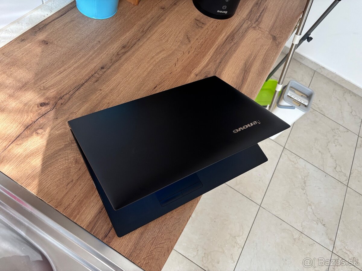 15.6"/Notebook/8GB RAM/4 Jadrá CPU/1TB SSHD/Intel HD 2GB - 8