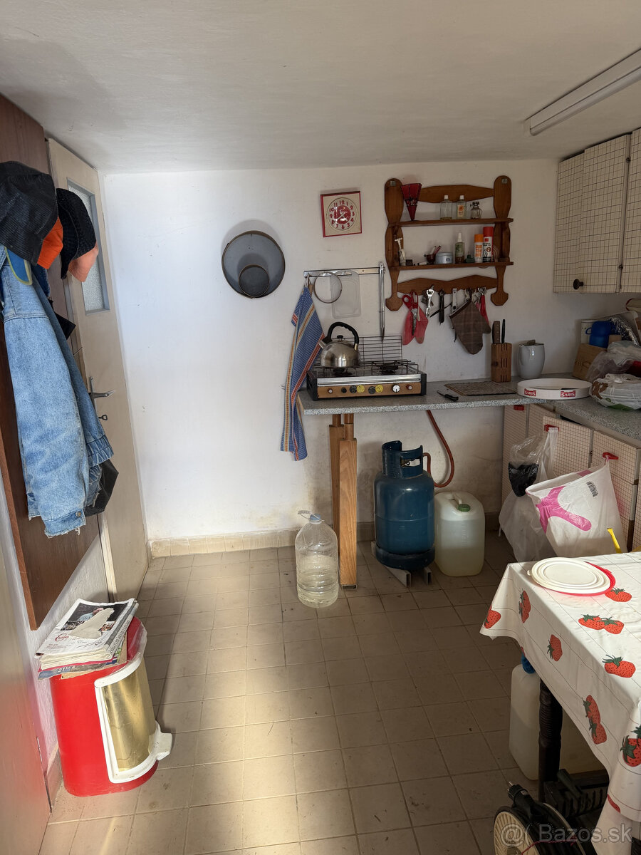 Na predaj záhradná chatka v Humennom - 8