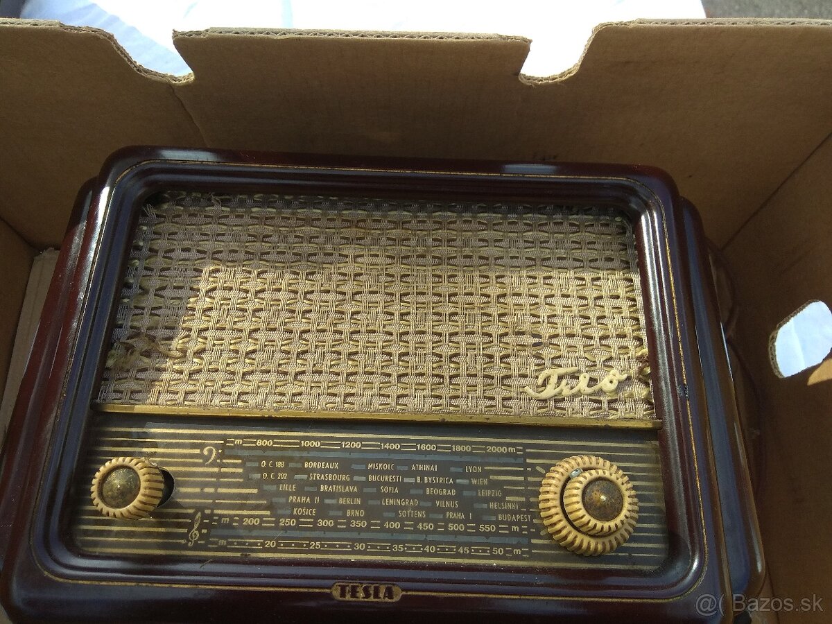 Staré rádio tesla - 8