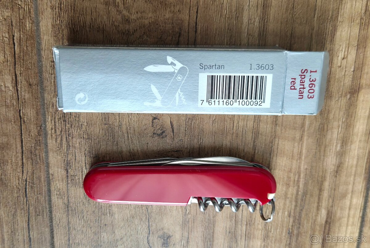 Victorinox nôž - 8