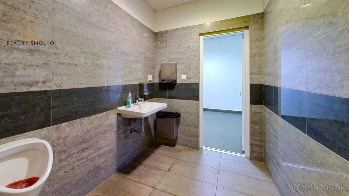 Prenájom kancelárskych priestorov v Humennom. - 8