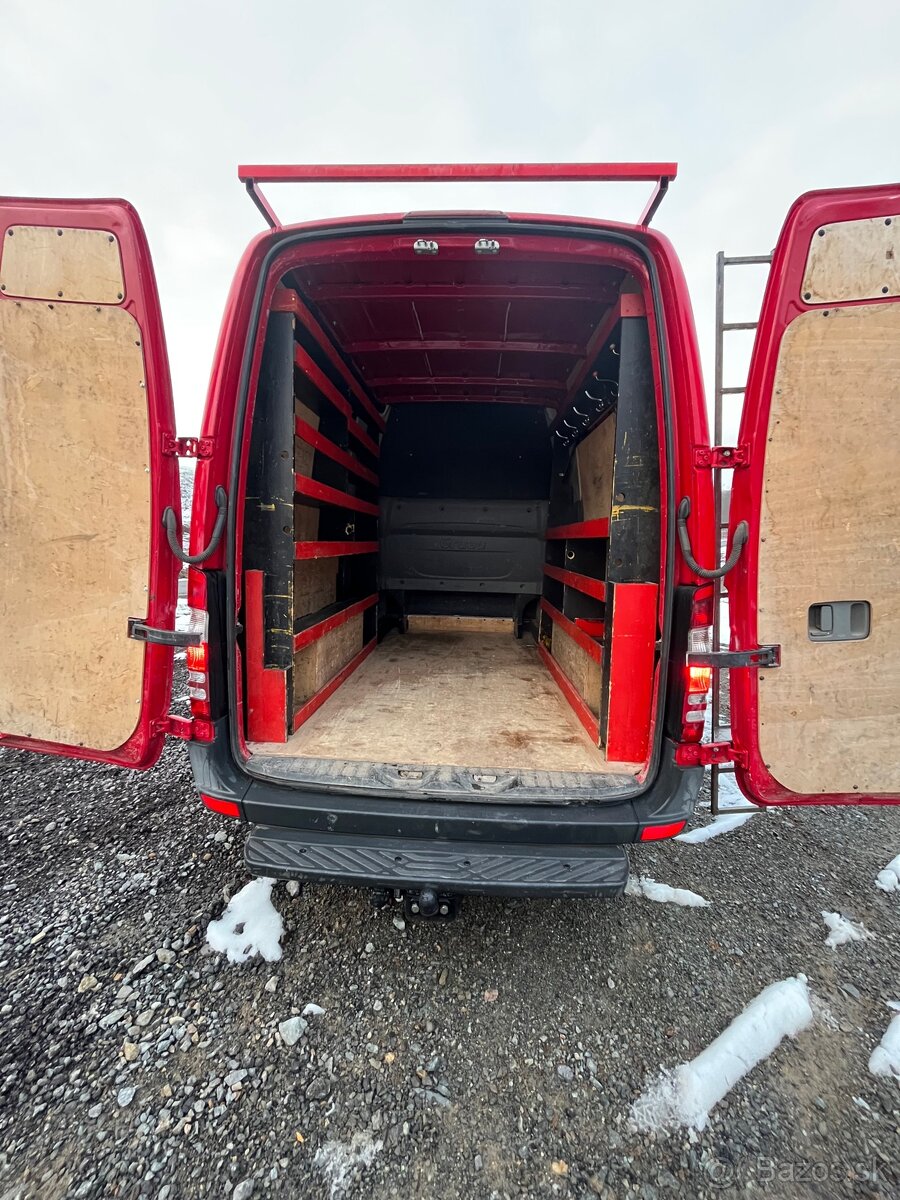Mercedes-Benz Sprinter - 8
