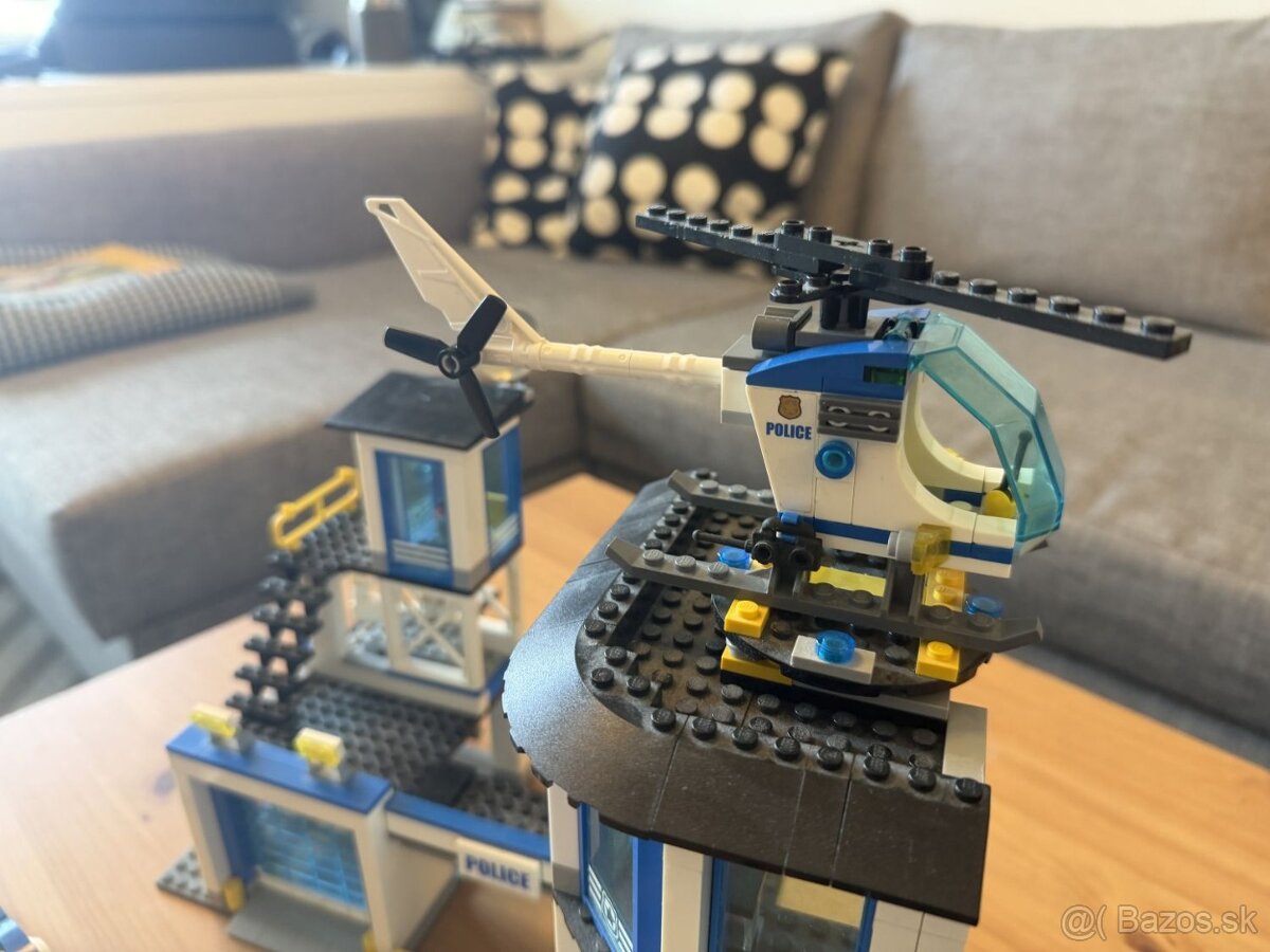 Predám lego policajnu stanicu - 8