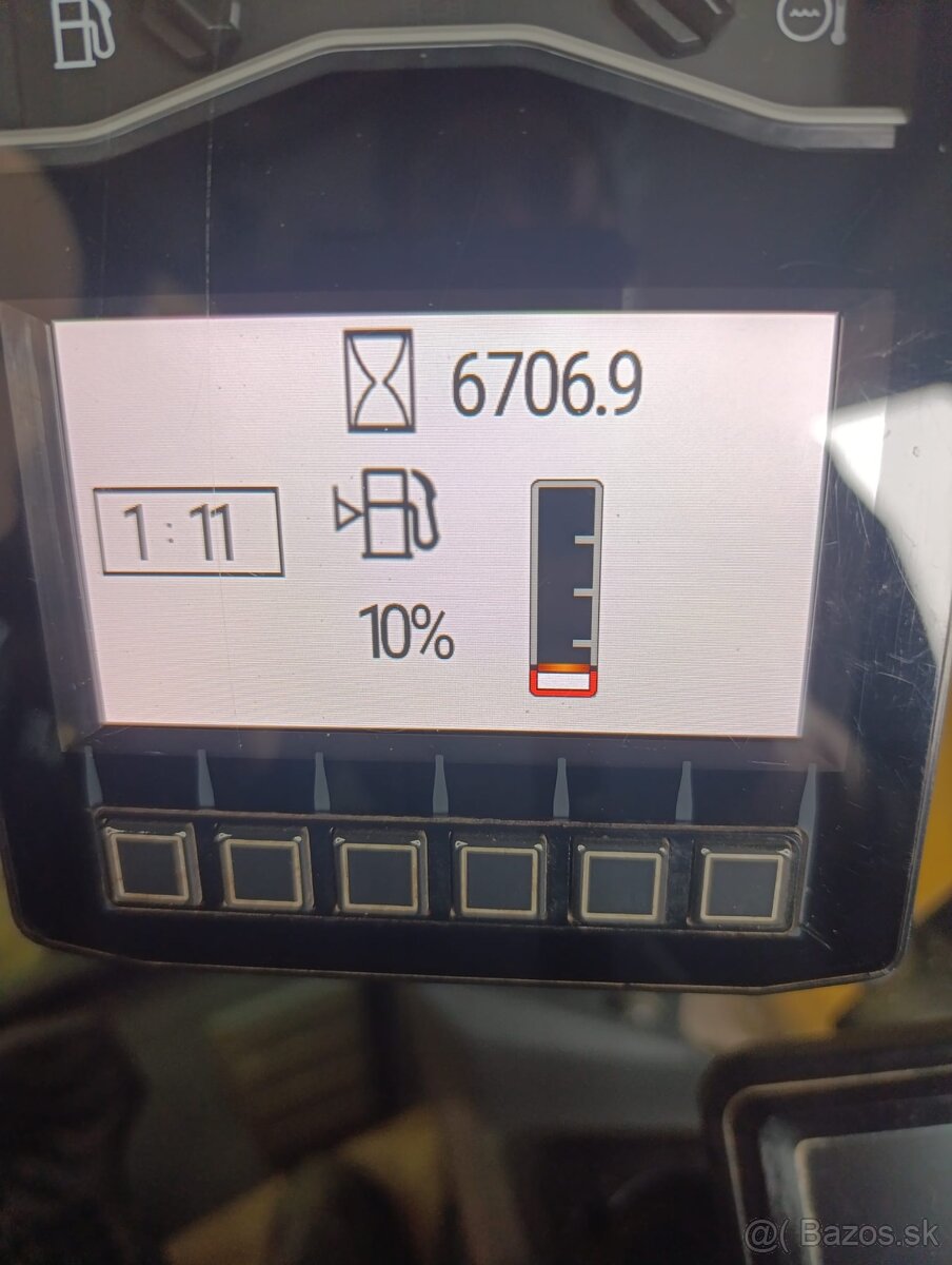 Pásový minibagr CAT 308 ČR - 8