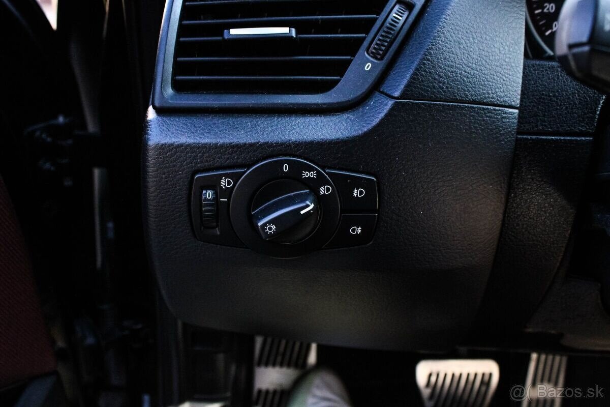 BMW X1 xDrive 23d A/T 150KW - 8