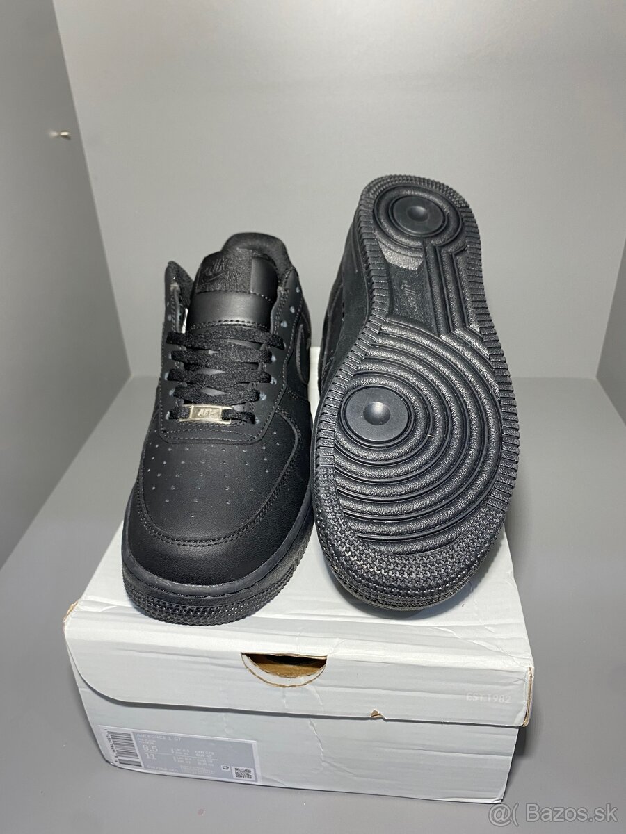 Nike Air Force 1 Čierne - 8