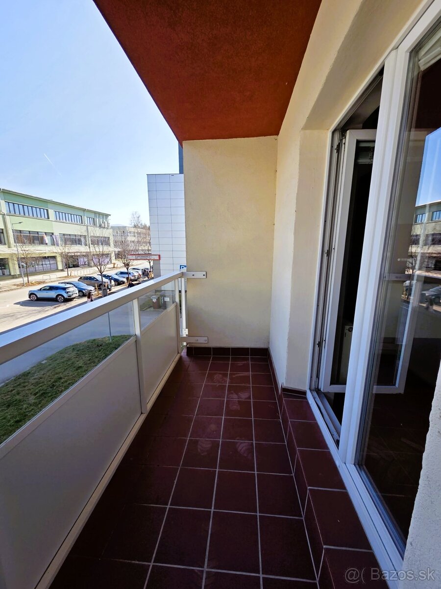 2-izbový byt | Bulvár - 8