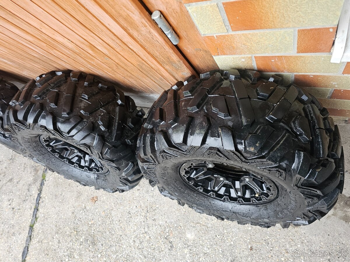 kolesá Can Am tvorkolka - 8