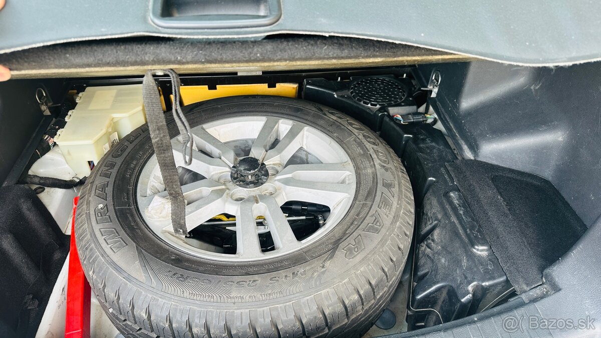 Land Rover Freelander 2 2.2 D 4x4 - 8