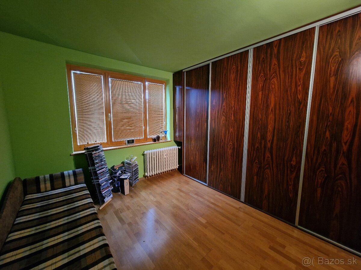 4 izbový byt s balkónom Rožňava - 8