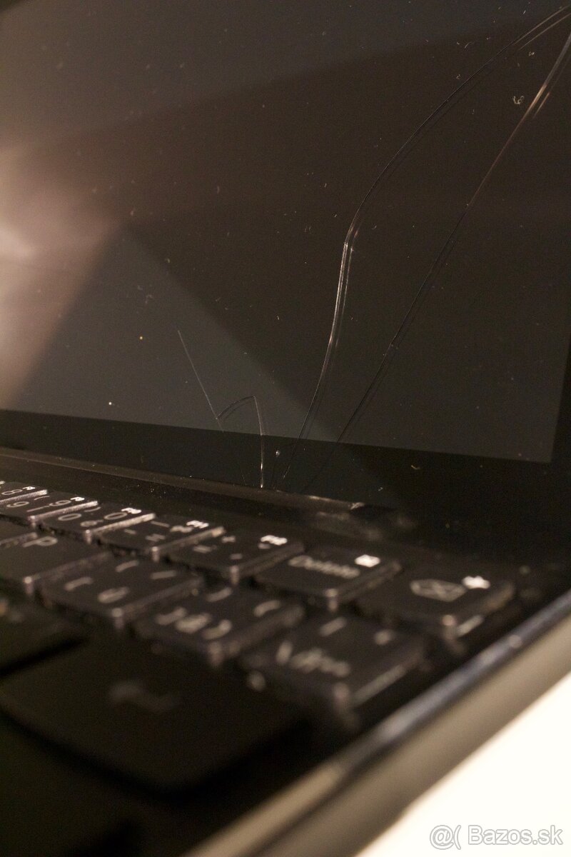 Predám Tablet/Notebook Lenovo - 8