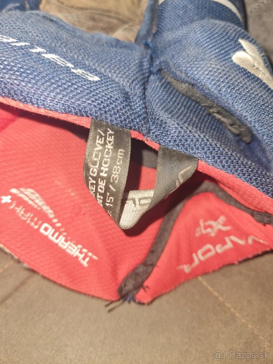 Hokejová výstroj - 8
