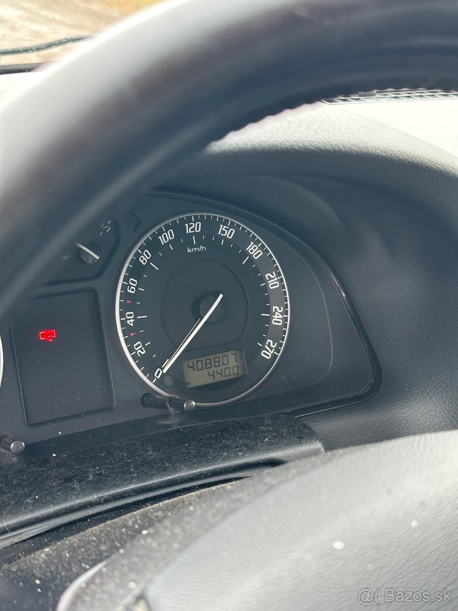 Škoda Superb 2.0 TDi 103kw - 8