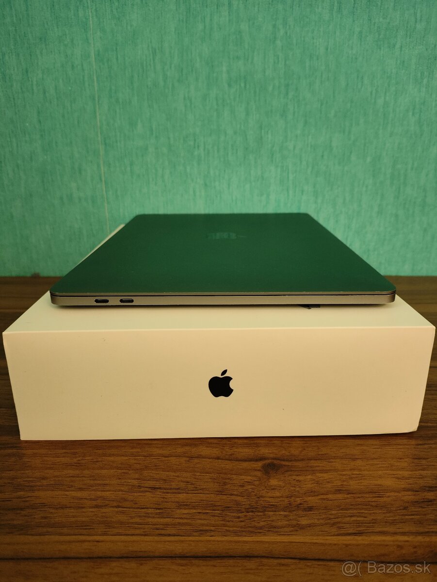 MacBook Pro 13 2018 | i5 • 8GB • 512GB SSD - 8