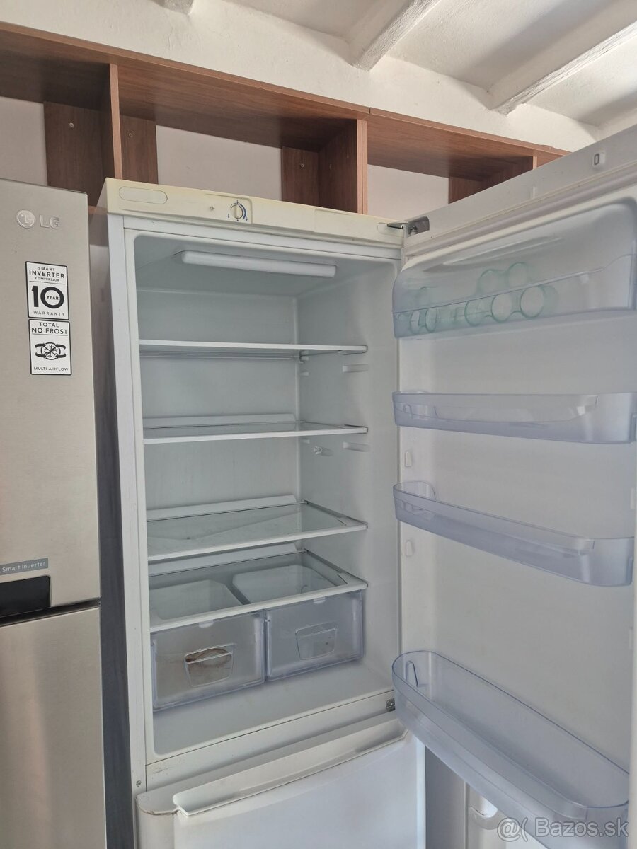 Chladnicka INDESIT, BEKO, LG - 8