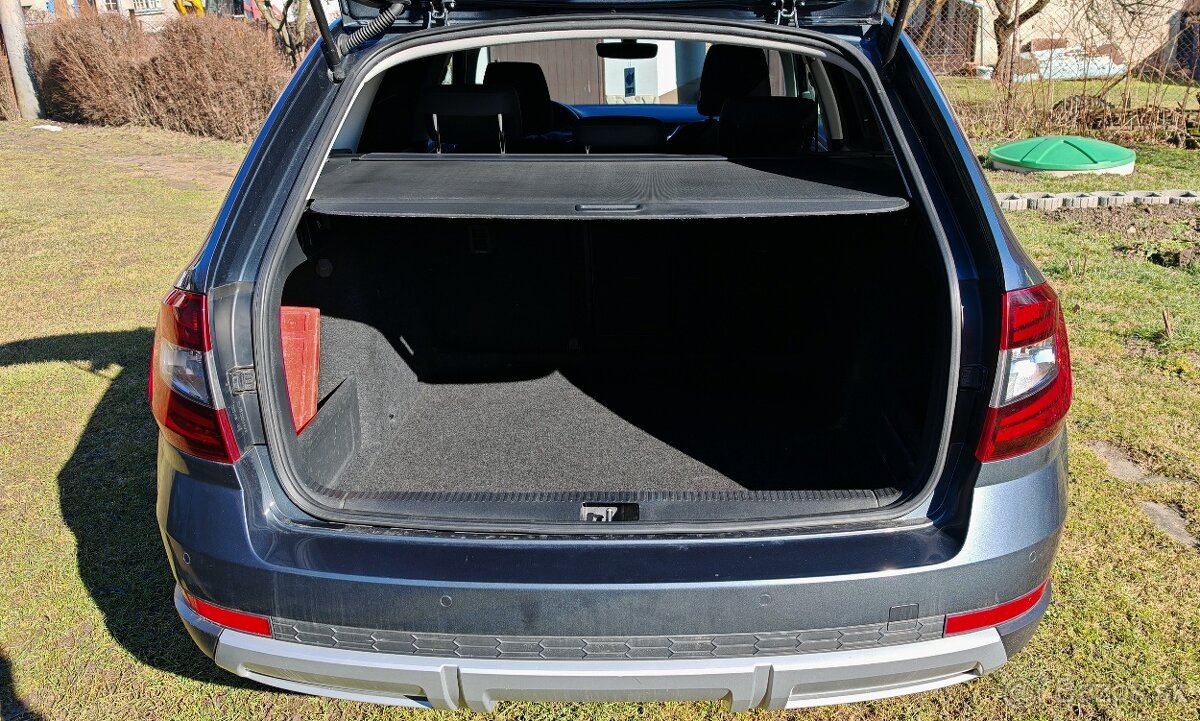 Škoda Octavia 3 scout 4x4 - 8