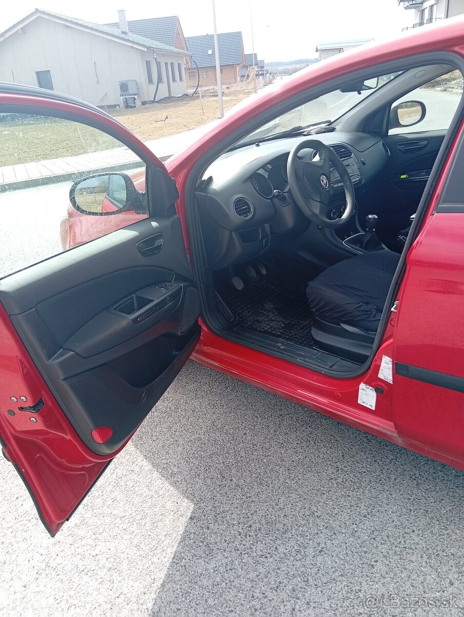 Fiat Bravo 1.4 16v, 66kw , r.v. 2012 - 8