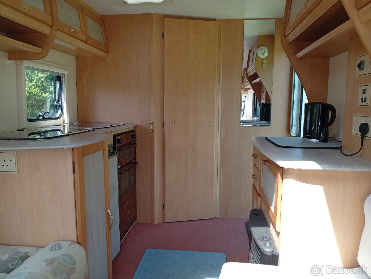 KARAVAN Bailey RANGER ZIMNÍ SLEVA pro 2 nebo 4 osoby AKCE - 8