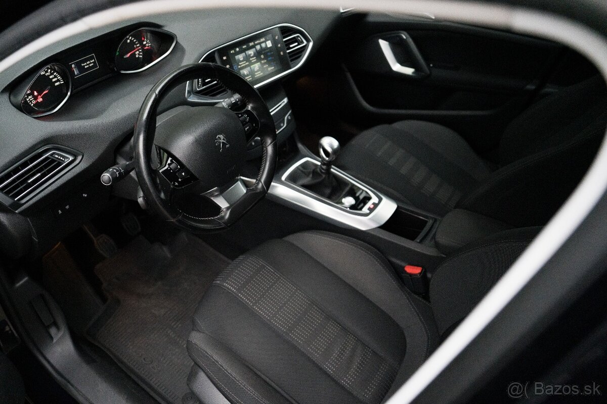 Peugeot 308 2.0 HDi 110kw M6 ALLURE - 8