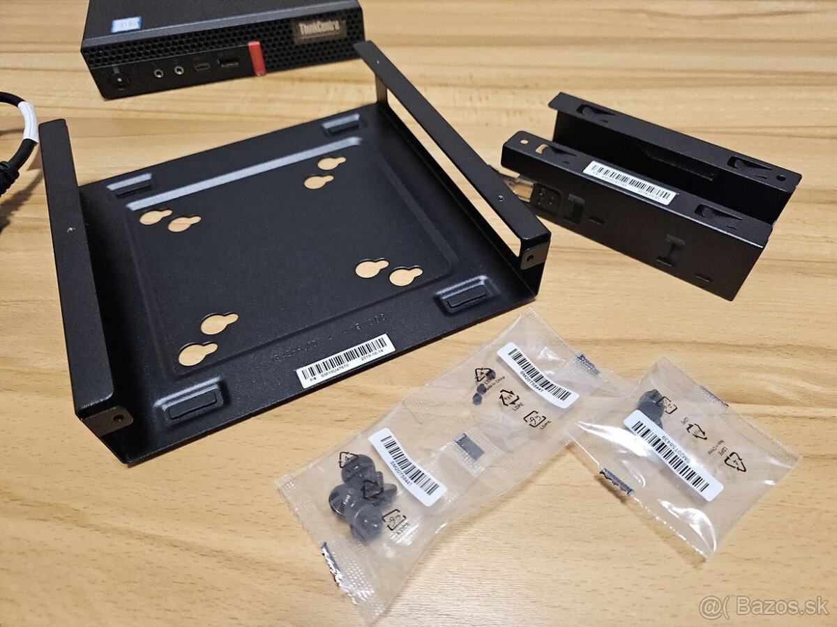 Lenovo ThinkStation M720q mini PC - 8