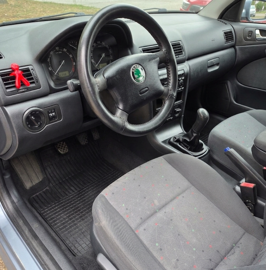 Škoda Octavia - 8