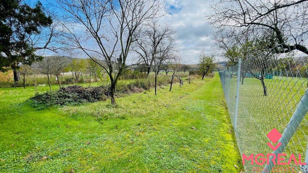 Na predaj rodinný dom Hradište - pozemok 2423 m2 - 8