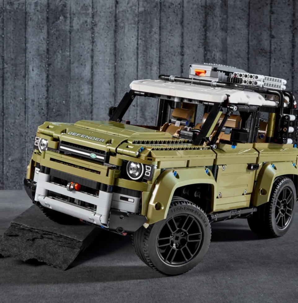 Predam LEGO Technic 42110 Land Rover Defender - 8
