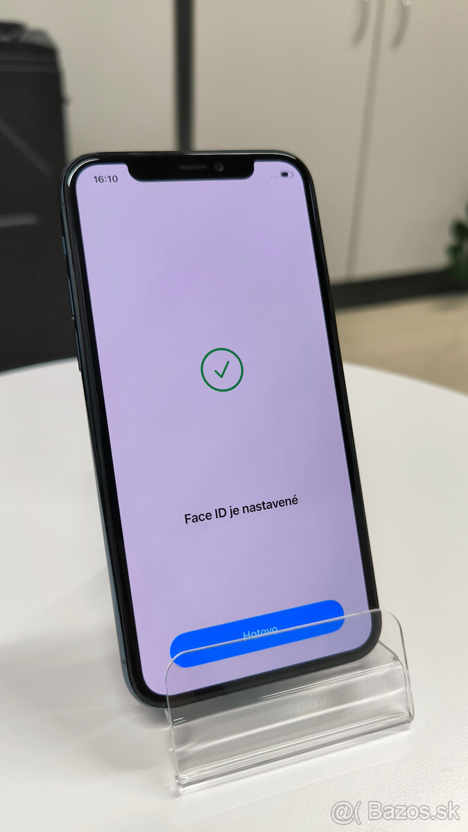 Apple iPhone 11 Pro 256GB - 100% batéria - 8