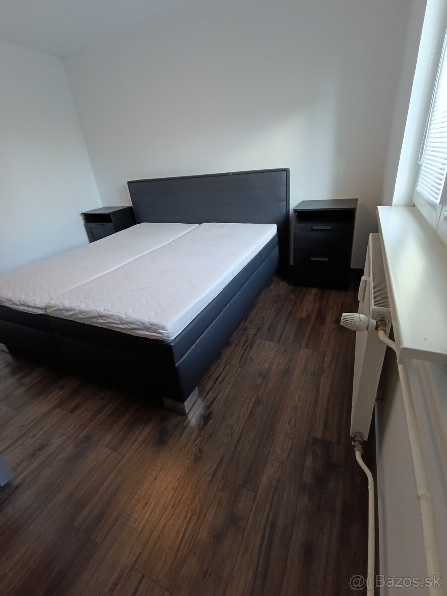 3-izbový byt s balkónom v obľúbenej časti Hlín - 8