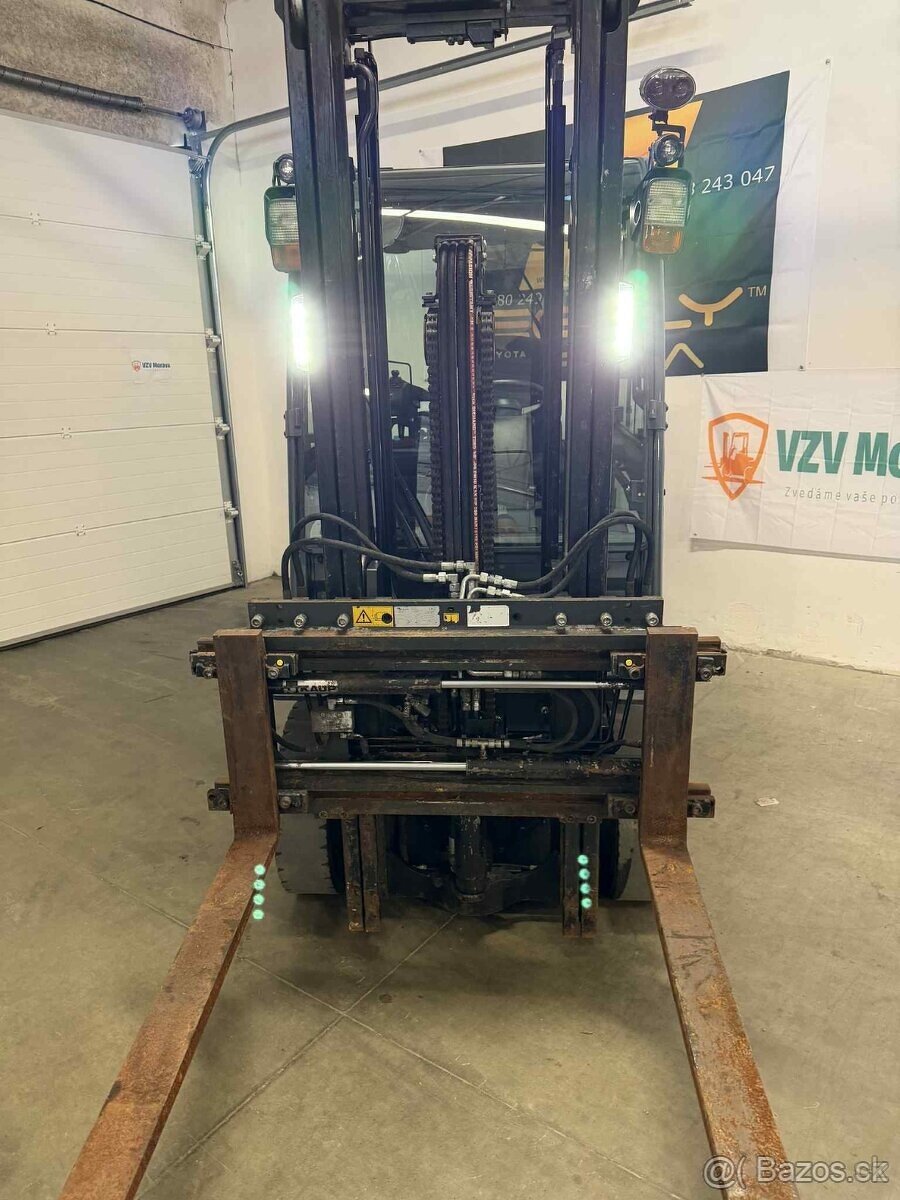 Vysokozdvižný vozík Toyota, 02-8FGF20 s pozicioner LPG - 8